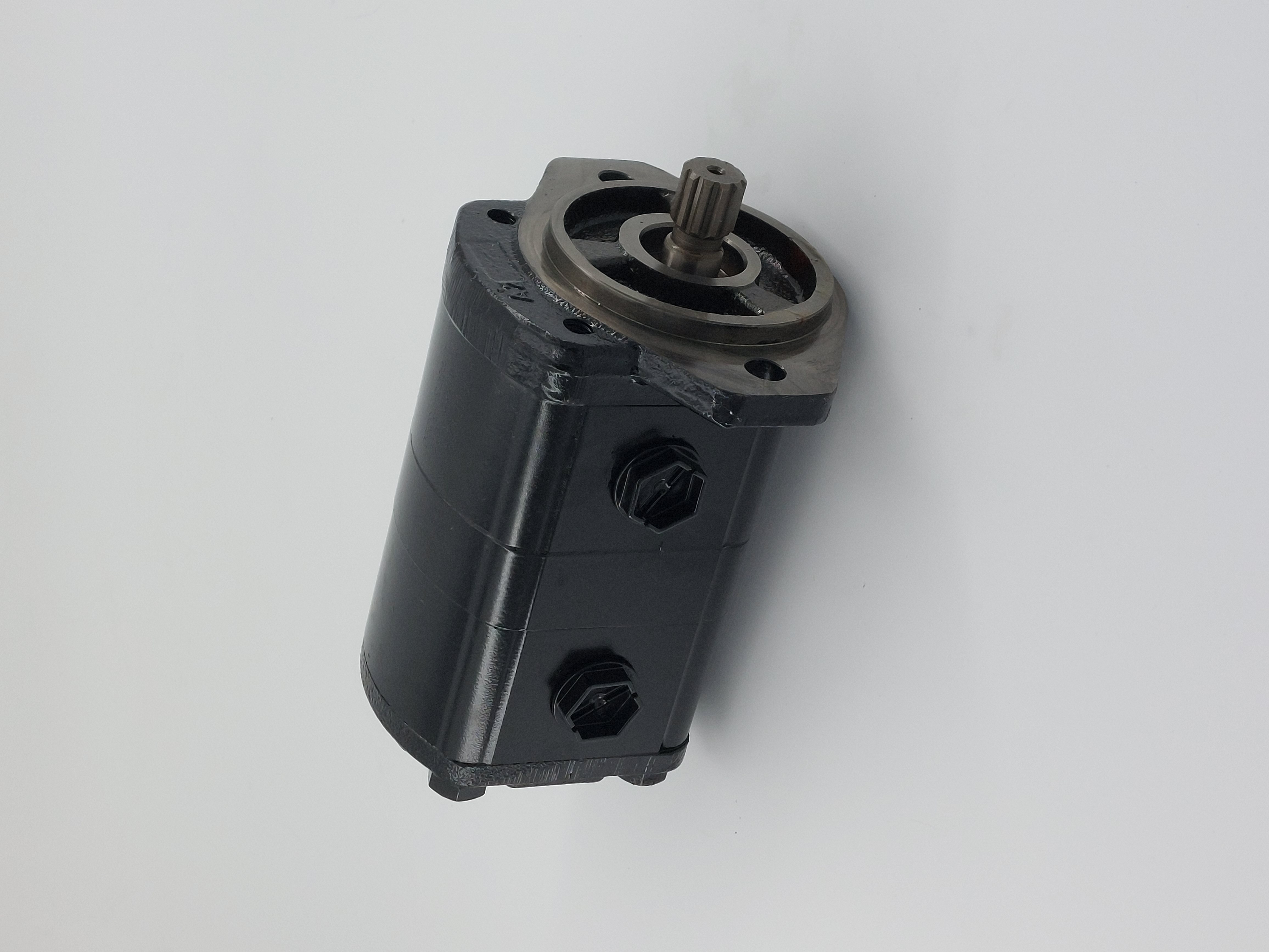 17AB73-73200 PUMPE KPL.
