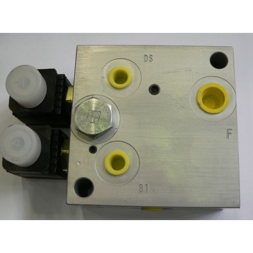 8003121 MAGNETVENTIL 12V 2-FACH 