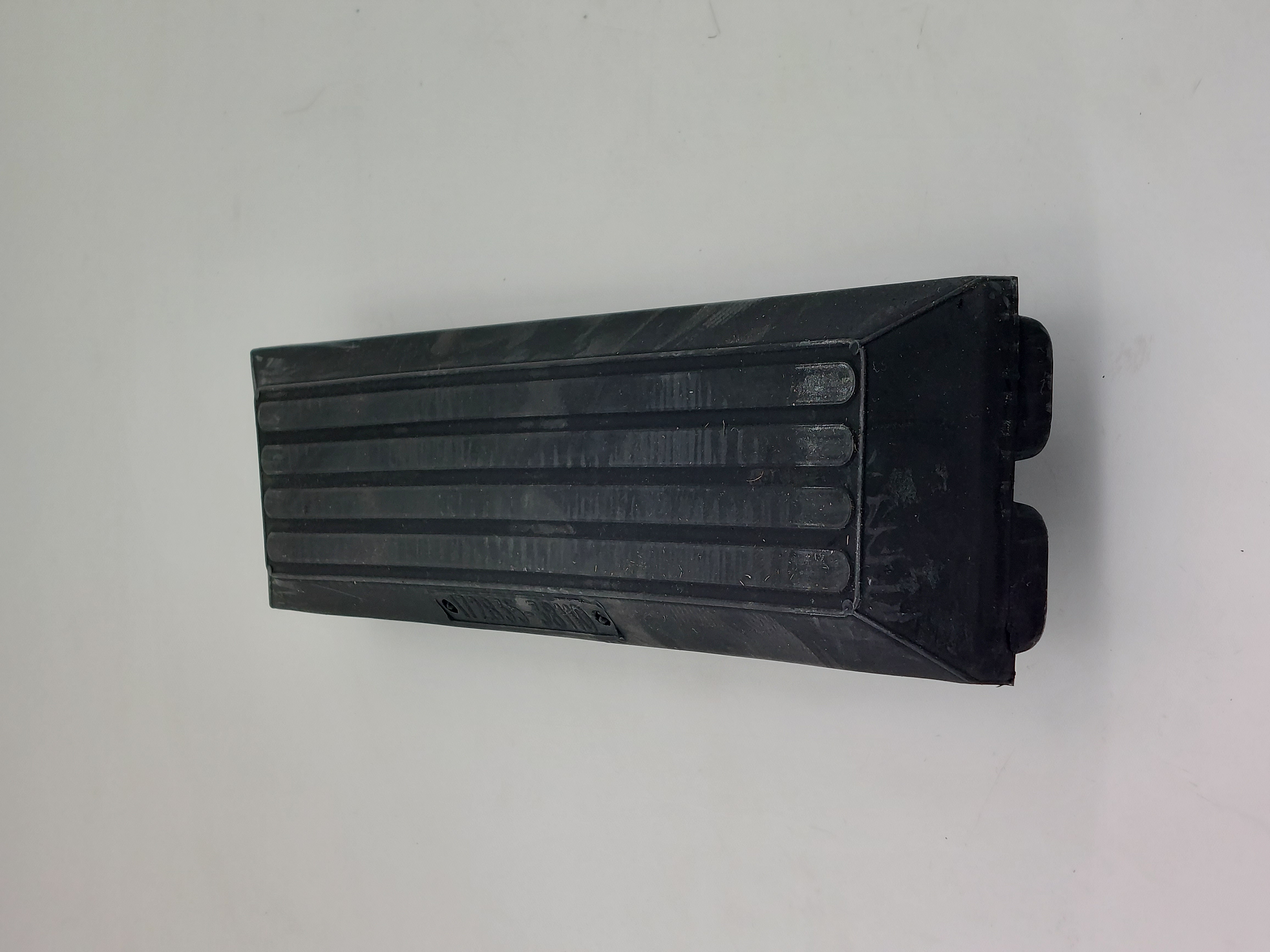 172B35-38110 GUMMISTOLLEN