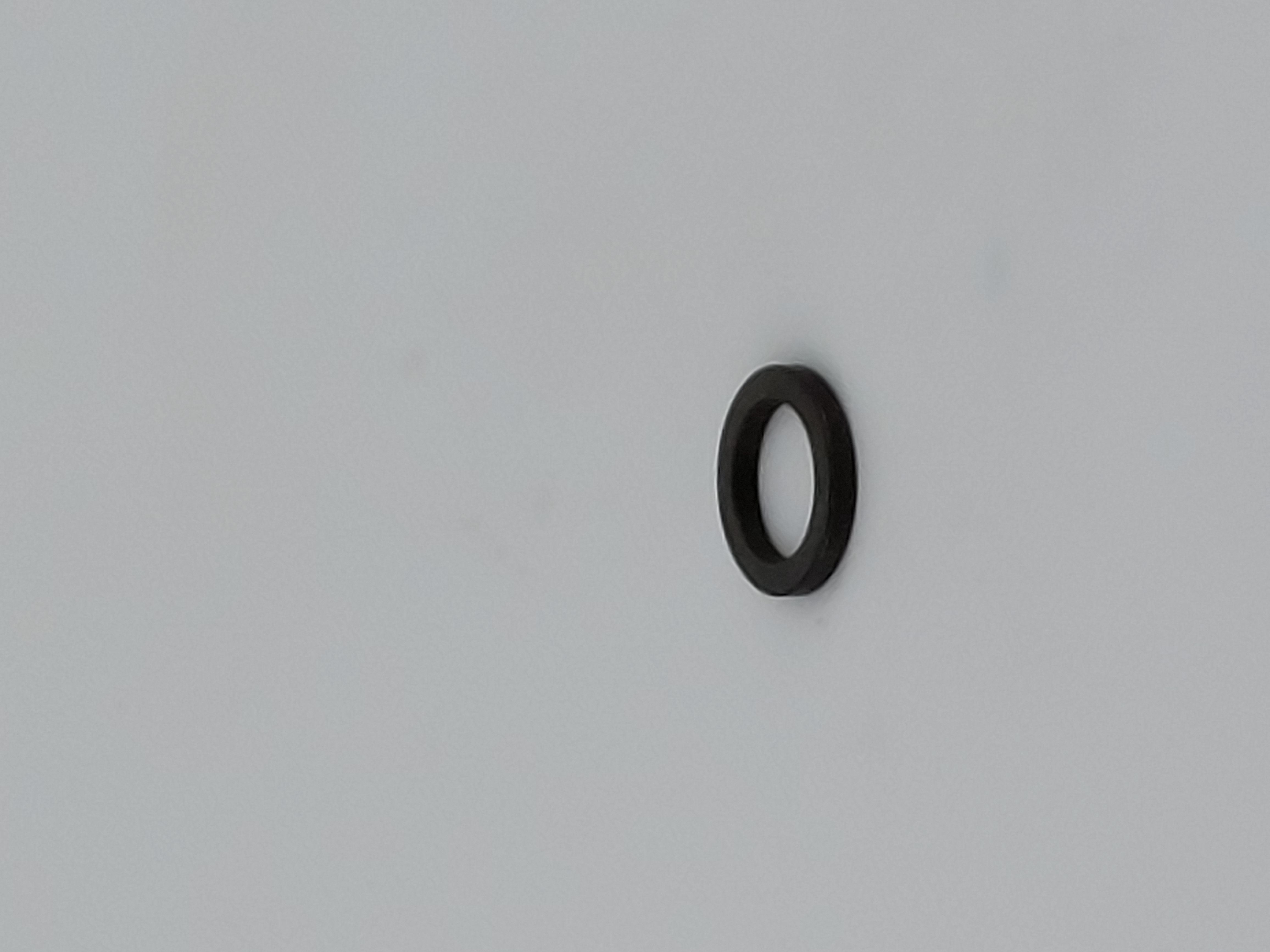 114240-11550 DISTANZRING