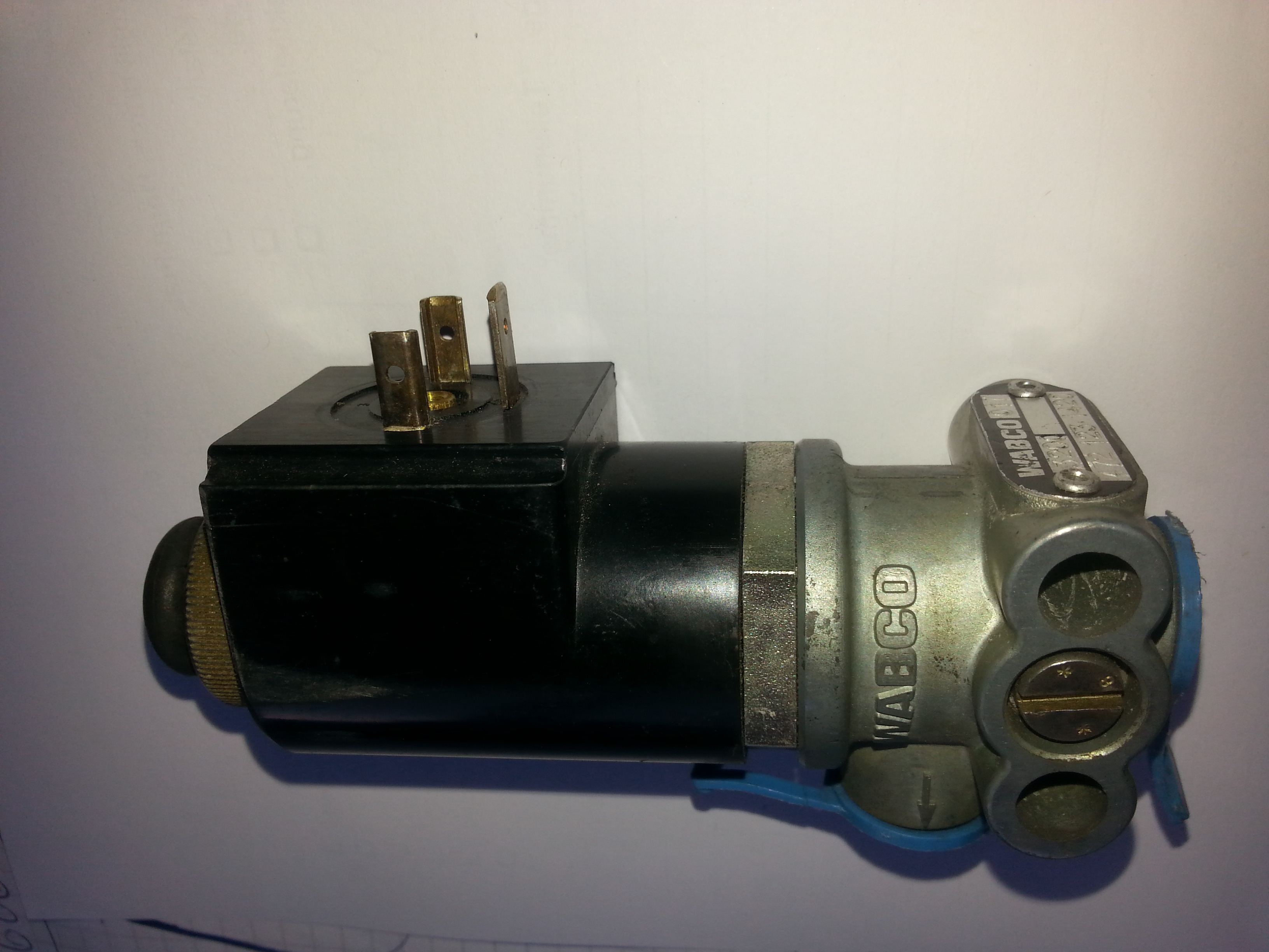 2665836 MAGNETVENTIL 24V 