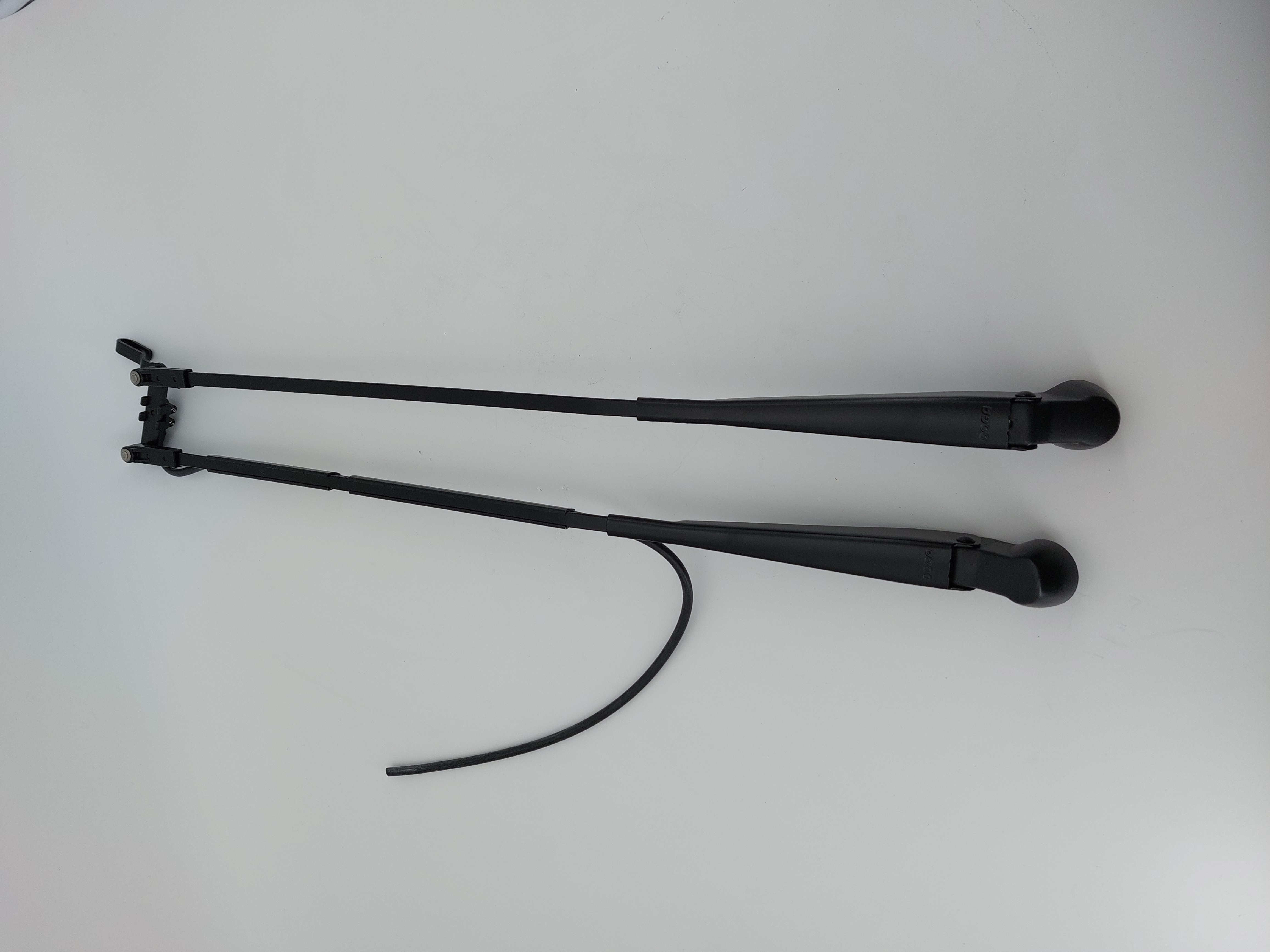 17AB12-68970 WIPER ARM