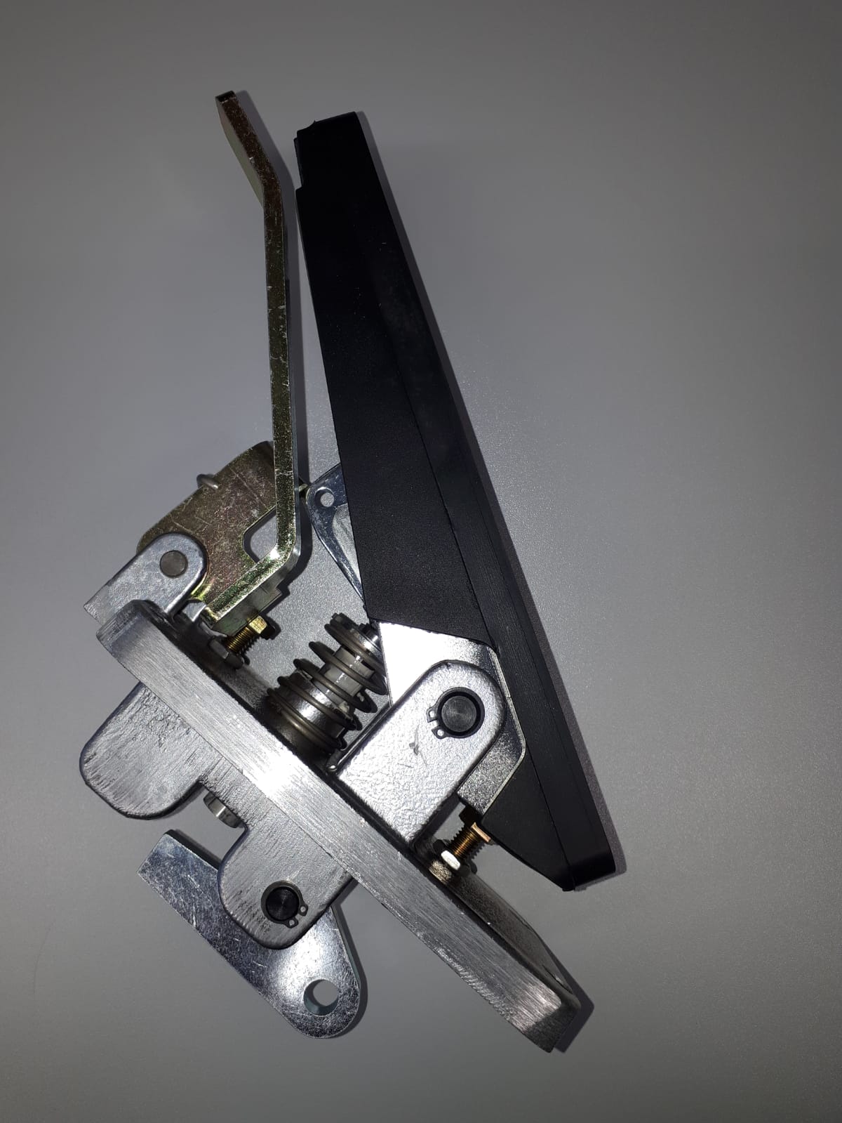 6041506 BREMSPEDAL LT20